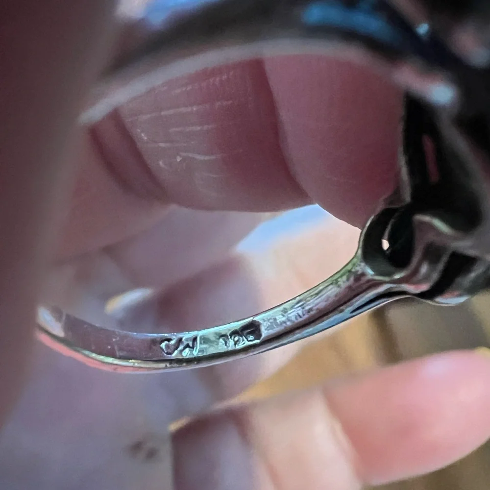 Vintage black onyx and maracasites art deco sterling silver ring size 7.
